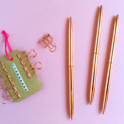 bolígrafo oro rosa de diseño femenino