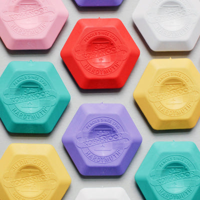 Goma de borrar hexagonal de Koh-i-noor de colores